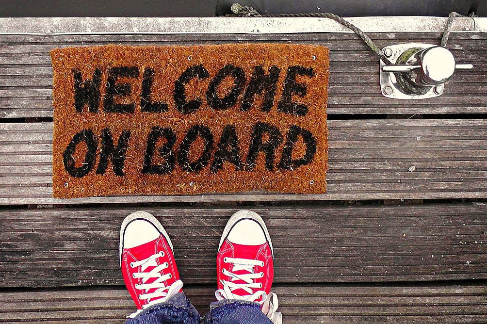 zerbino con scritta welcome on board